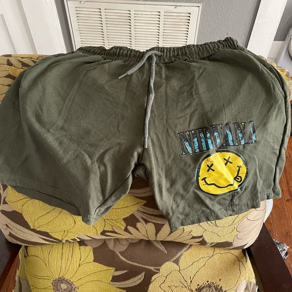 Green bundle - Picture 2 of 2